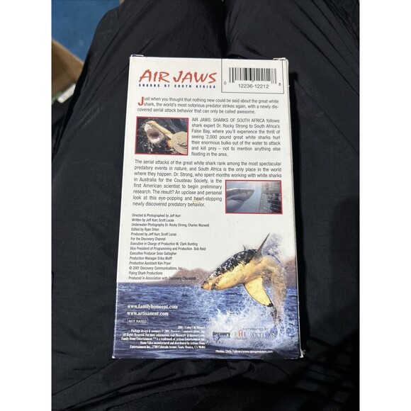 Air Jaws: Sharks of South Africa (VHS, 2001) - Picture 2 of 2